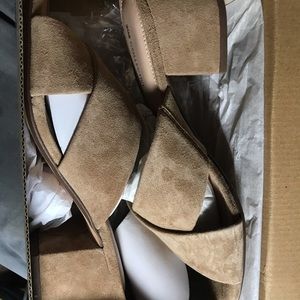 Naomi‎ cross band heel sz6 tan women’s